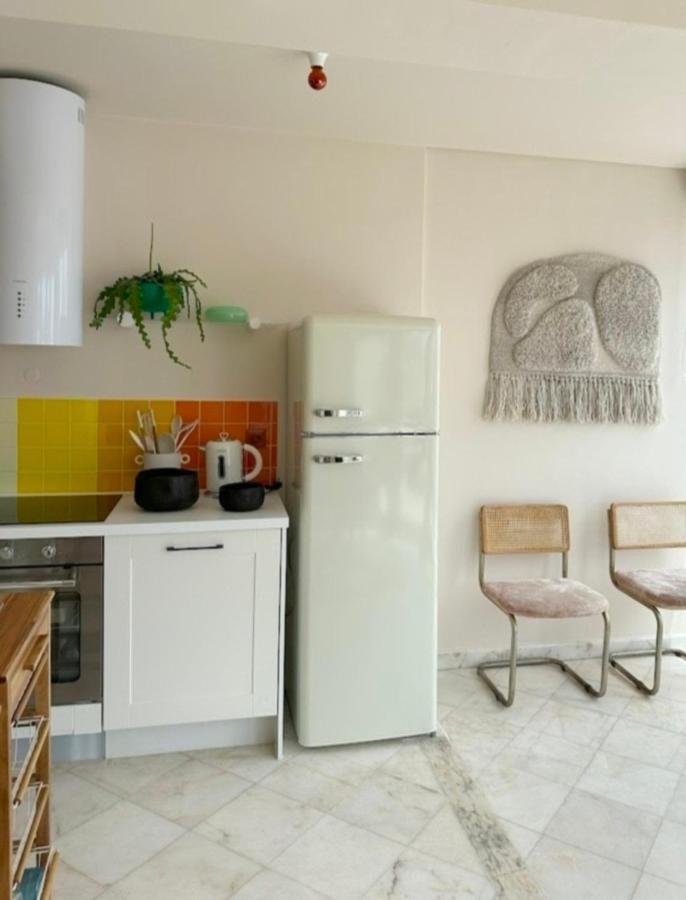 Апартаменты Groovy Caparica Gem With Large Sunny Terrace Кошта-да-Капарика Экстерьер фото